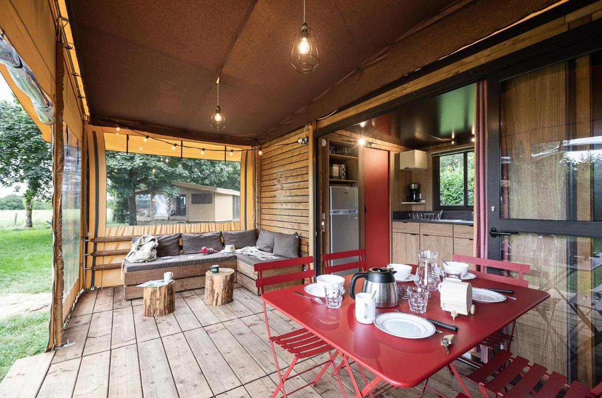 Huttopia De Roos Stegeren Room photo