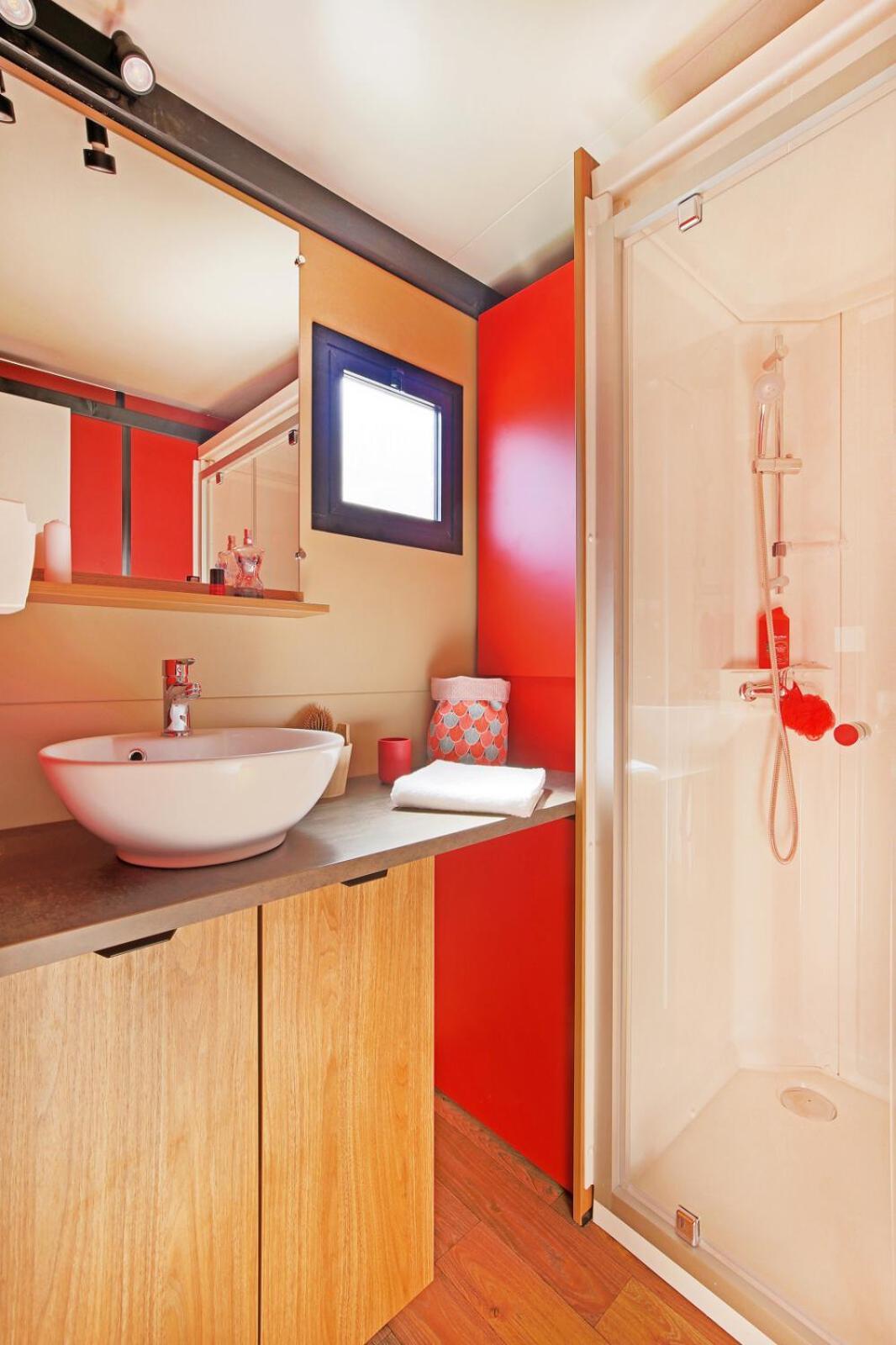 Huttopia De Roos Stegeren Room photo