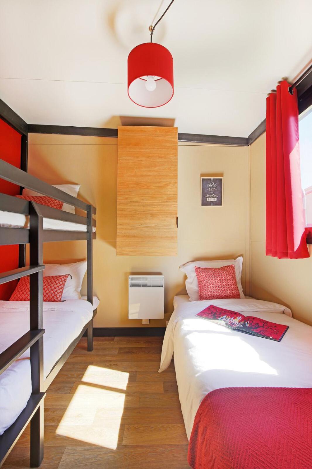 Huttopia De Roos Stegeren Room photo