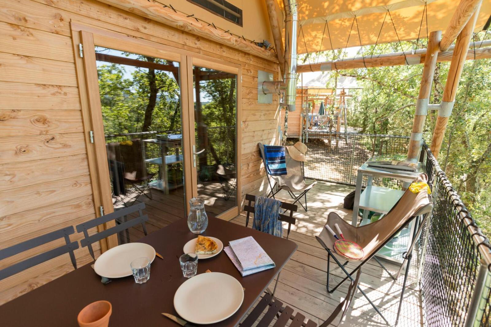 Huttopia De Roos Stegeren Room photo